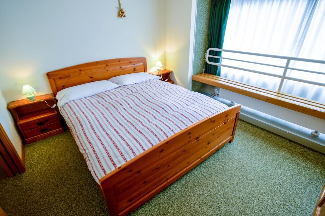 Res.Albare/Solaria Apt.Solandra Mezzana  Kültér fotó