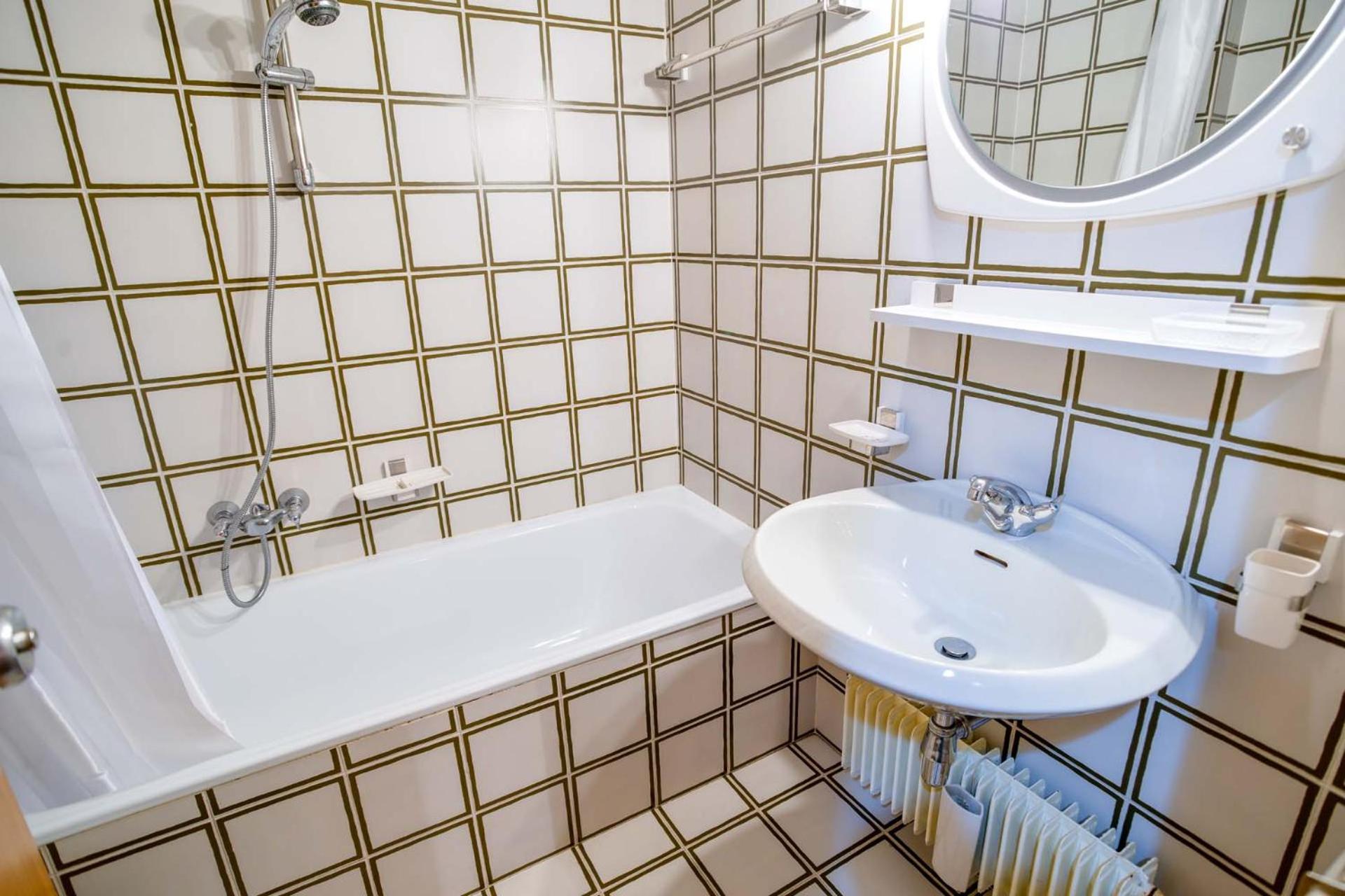 Res.Albare/Solaria Apt.Solandra Mezzana  Kültér fotó